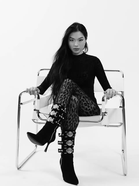 Qiyu Zhou Qiyu Zhou