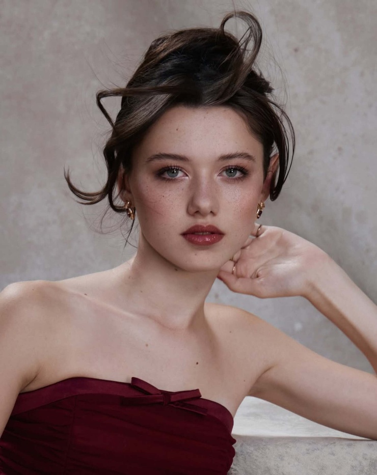 Violet McGraw