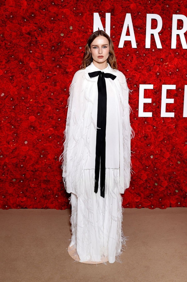 Olivia DeJonge