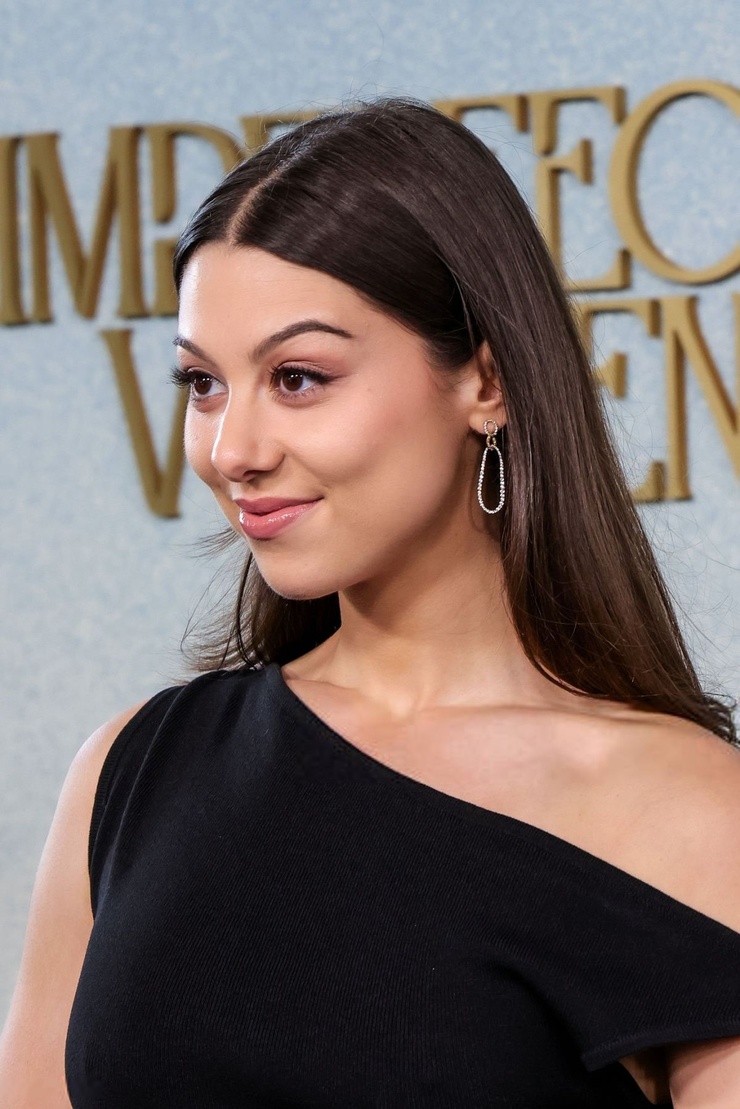 Kira Kosarin