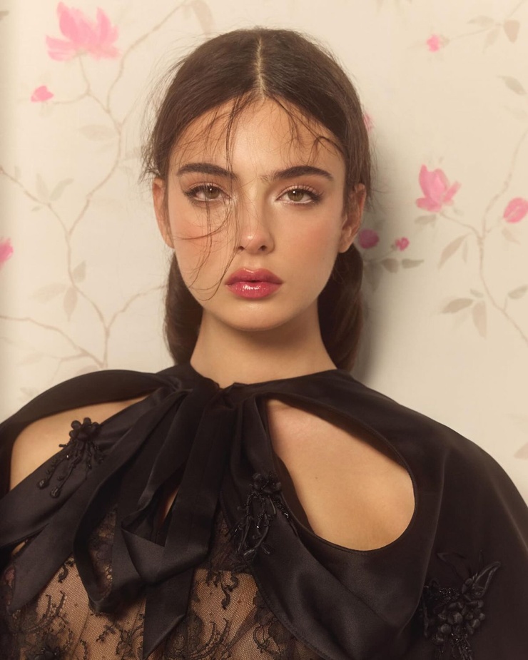 Deva Cassel
