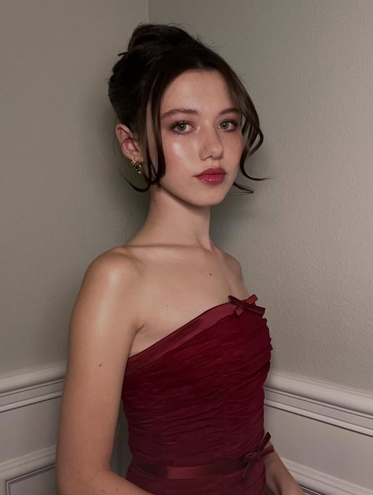 Violet McGraw