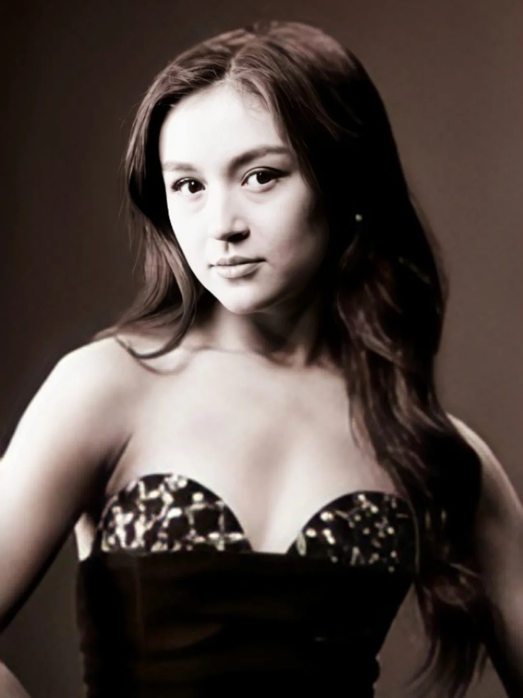 Anna Cathcart