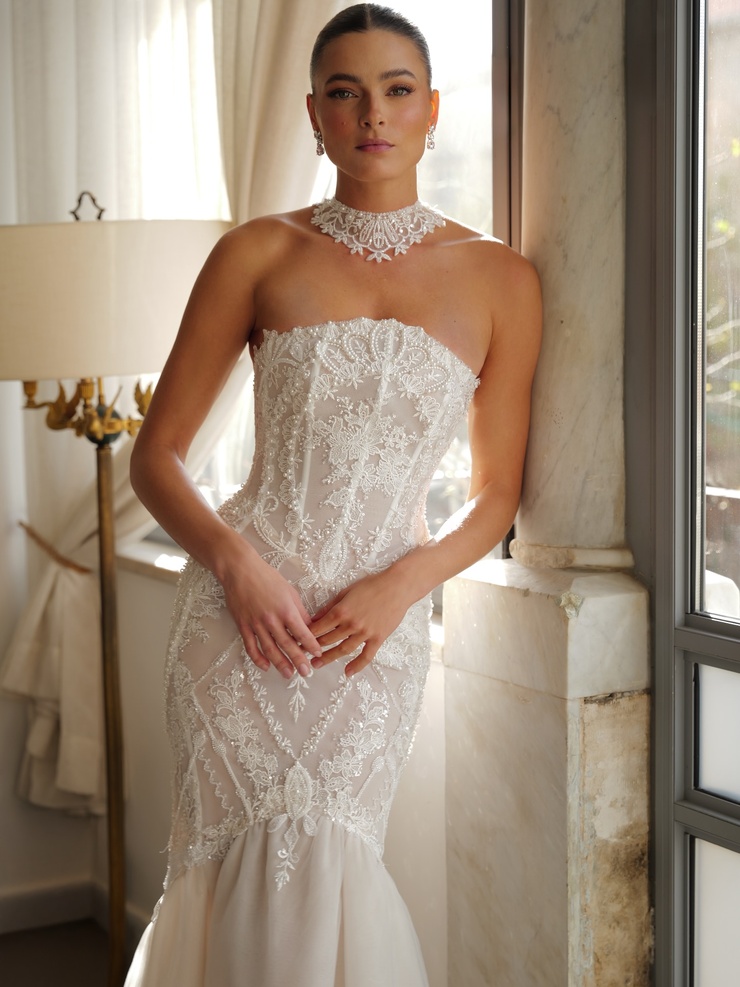Manon Raxach