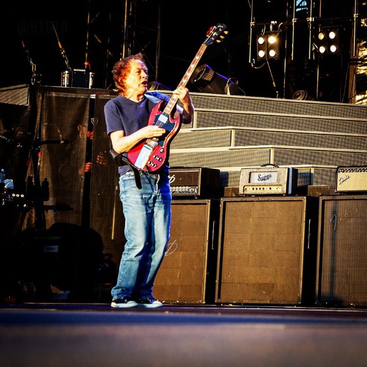 AC/DC