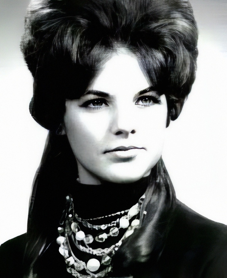Priscilla Presley