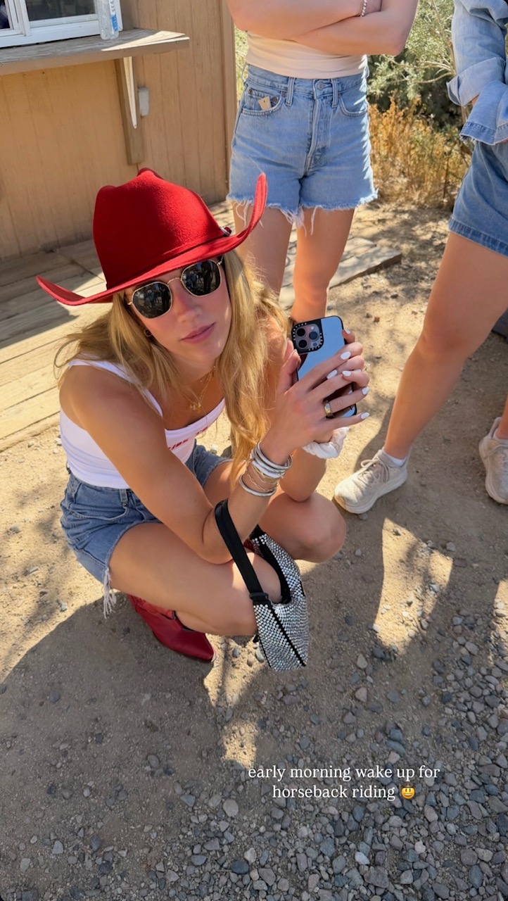 Lexie Hull