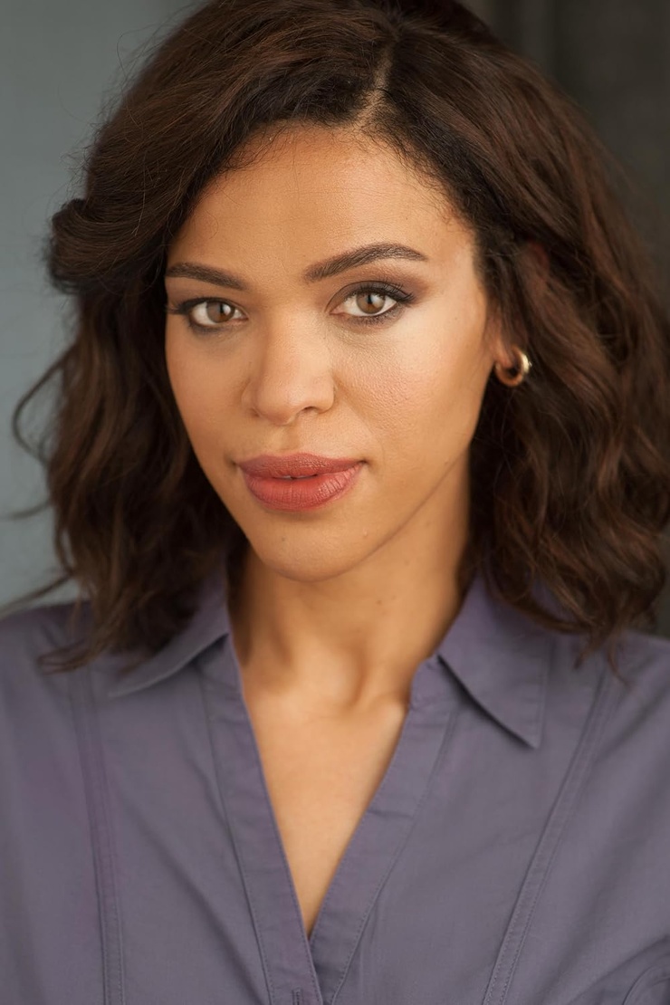 Alvina August