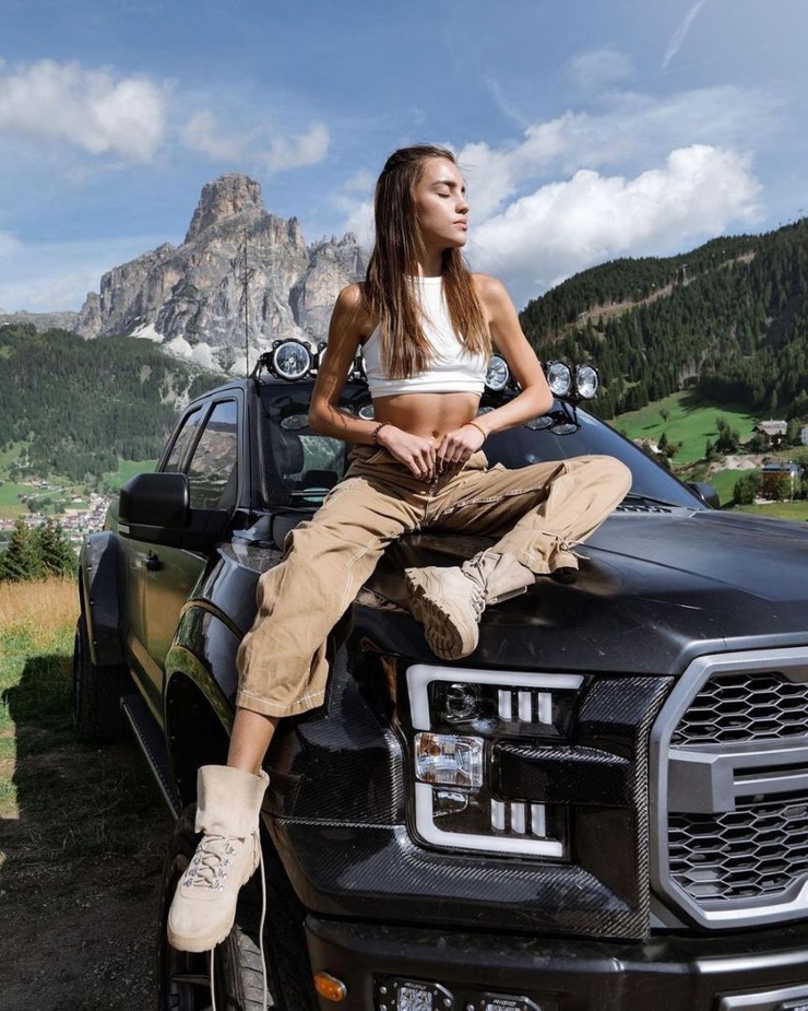 Sasha Chistova
