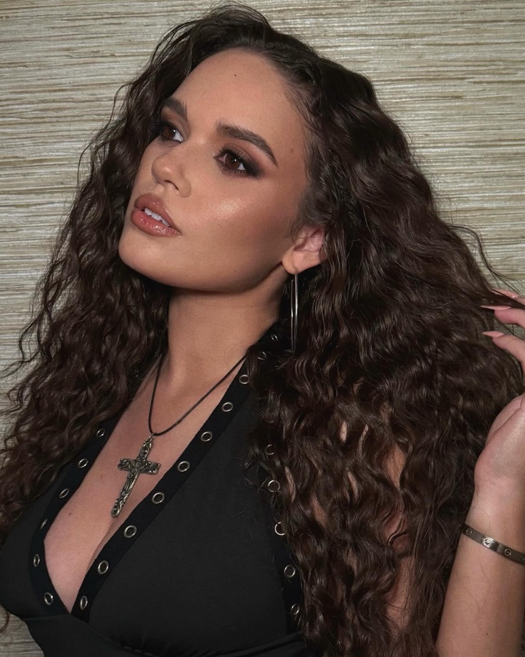 Madison Pettis