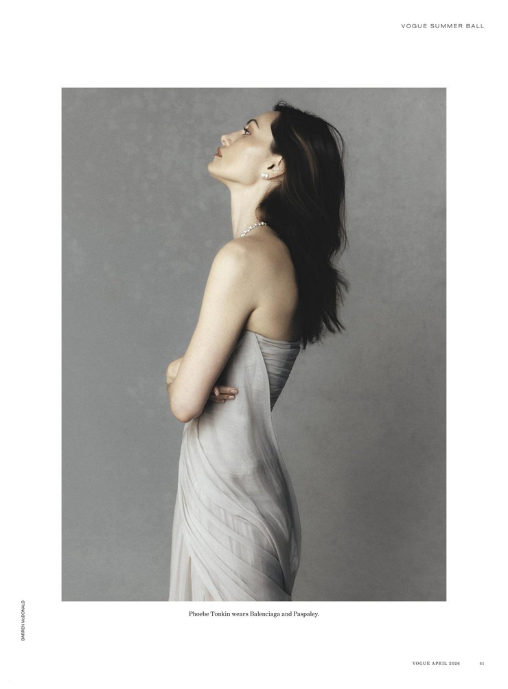 Phoebe Tonkin