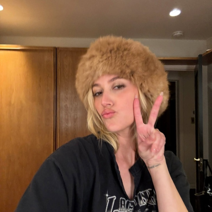Maika Monroe Maika Monroe