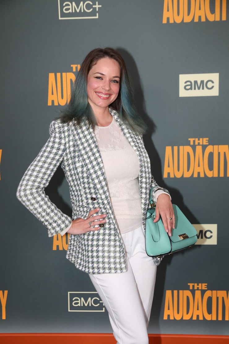 Alexis Knapp