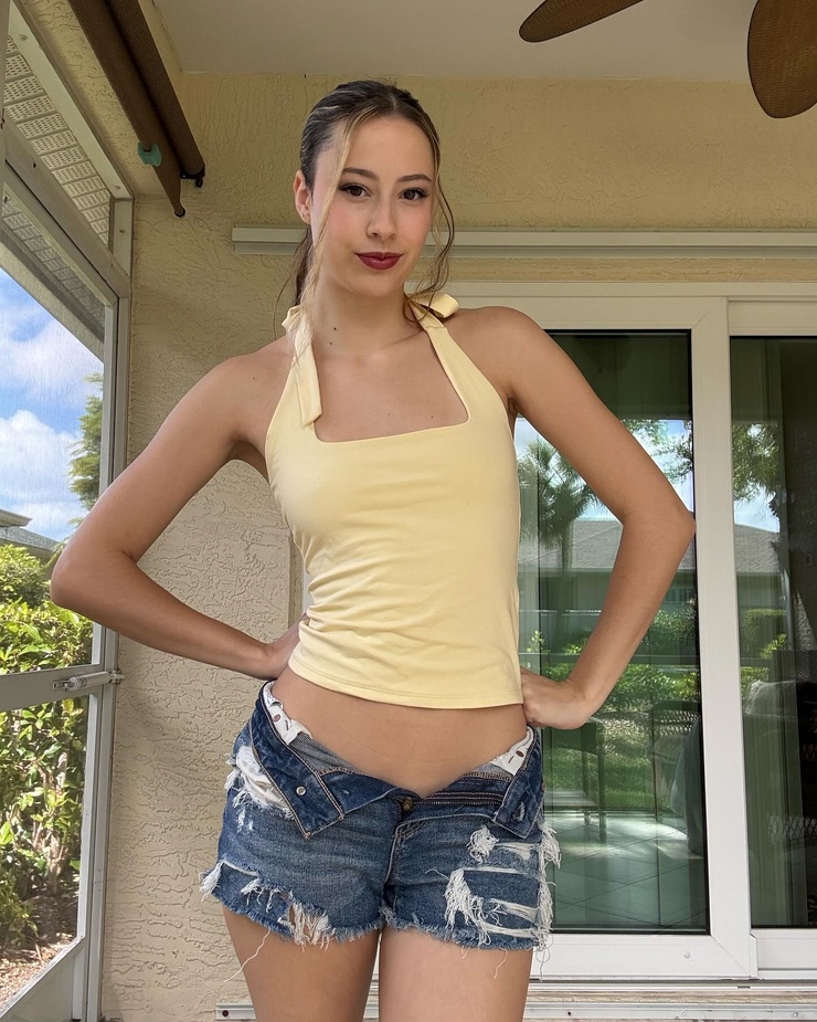 Avaryana Rose Avaryana Rose