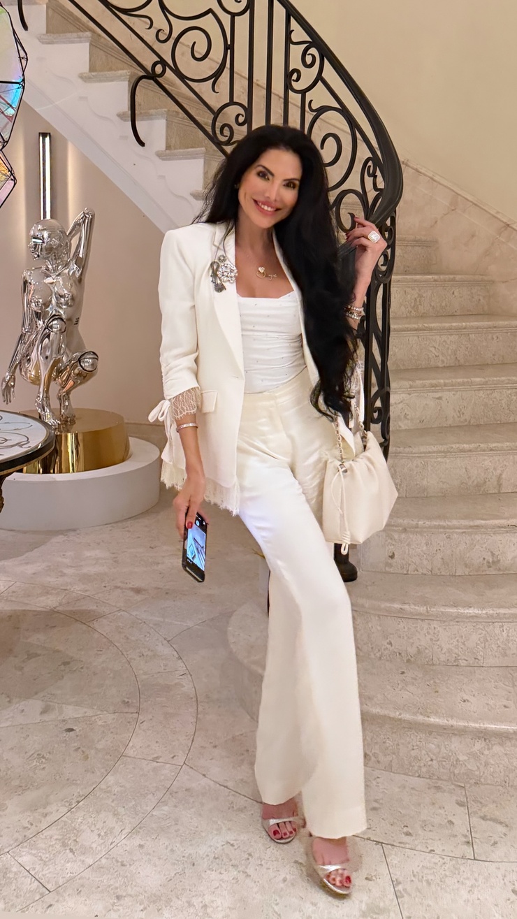 Joyce Giraud