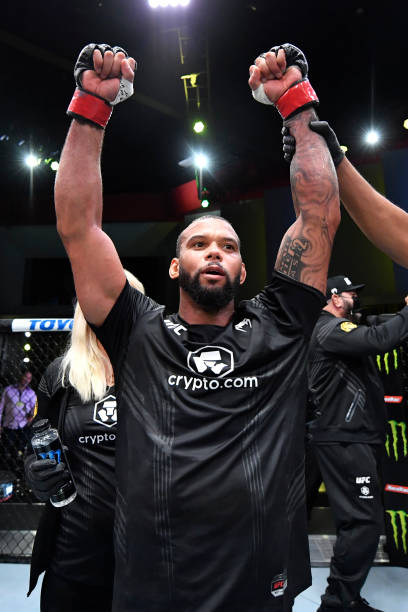 Thiago Santos