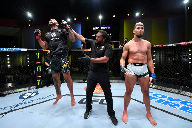 Thiago Santos