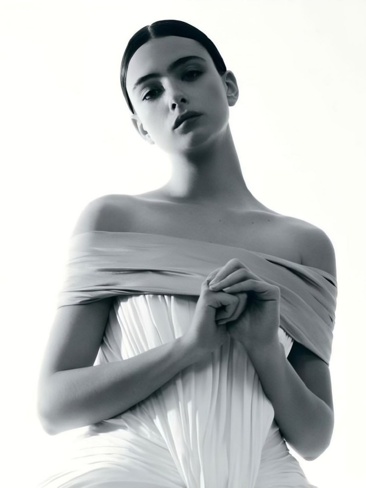 Deva Cassel