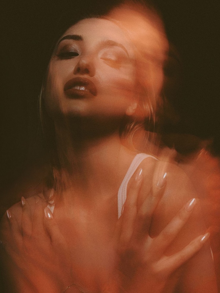 Bella Podaras