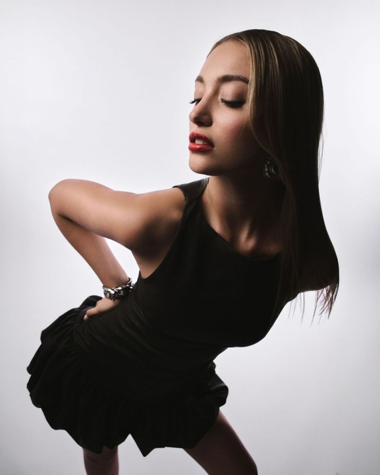 Bella Podaras