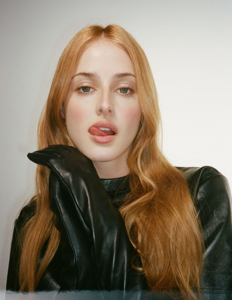 Anna Van Patten