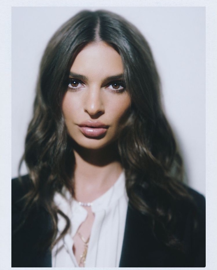 Emily Ratajkowski