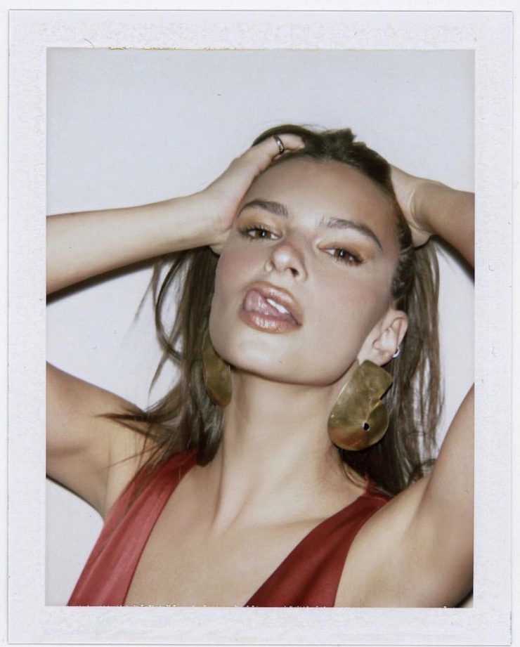 Emily Ratajkowski
