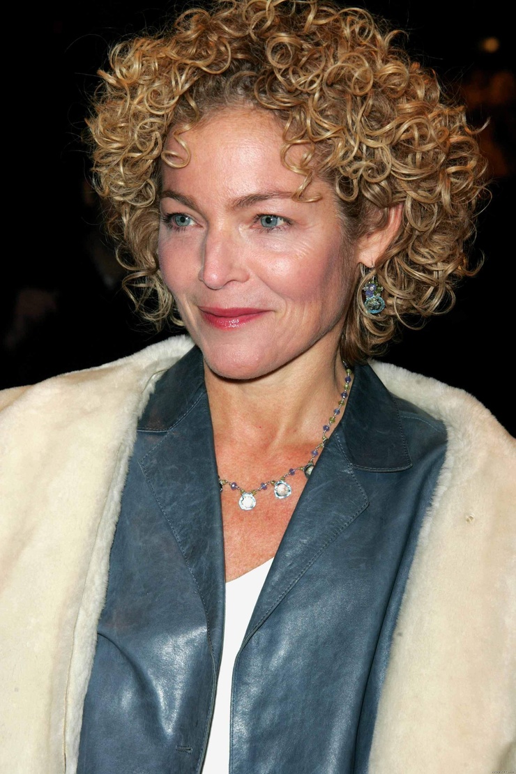Amy Irving