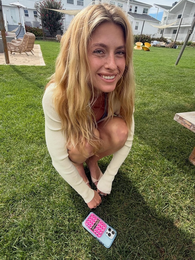 Xandra Paul