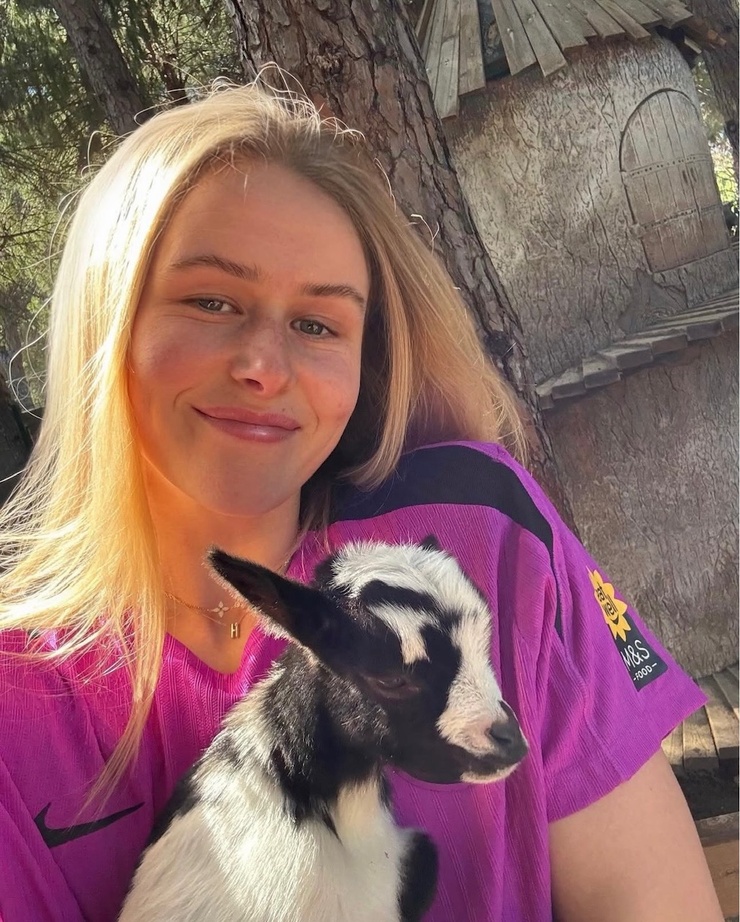 Hannah Hampton