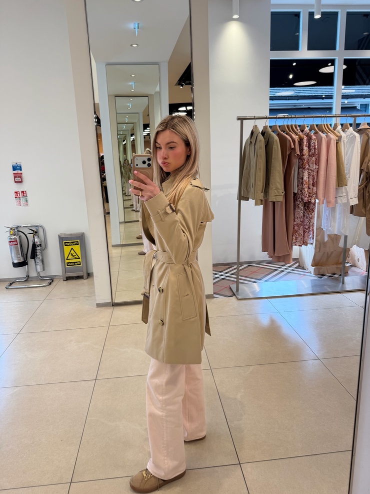 Lucy Robson