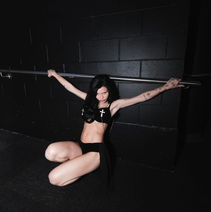 Nessa Barrett