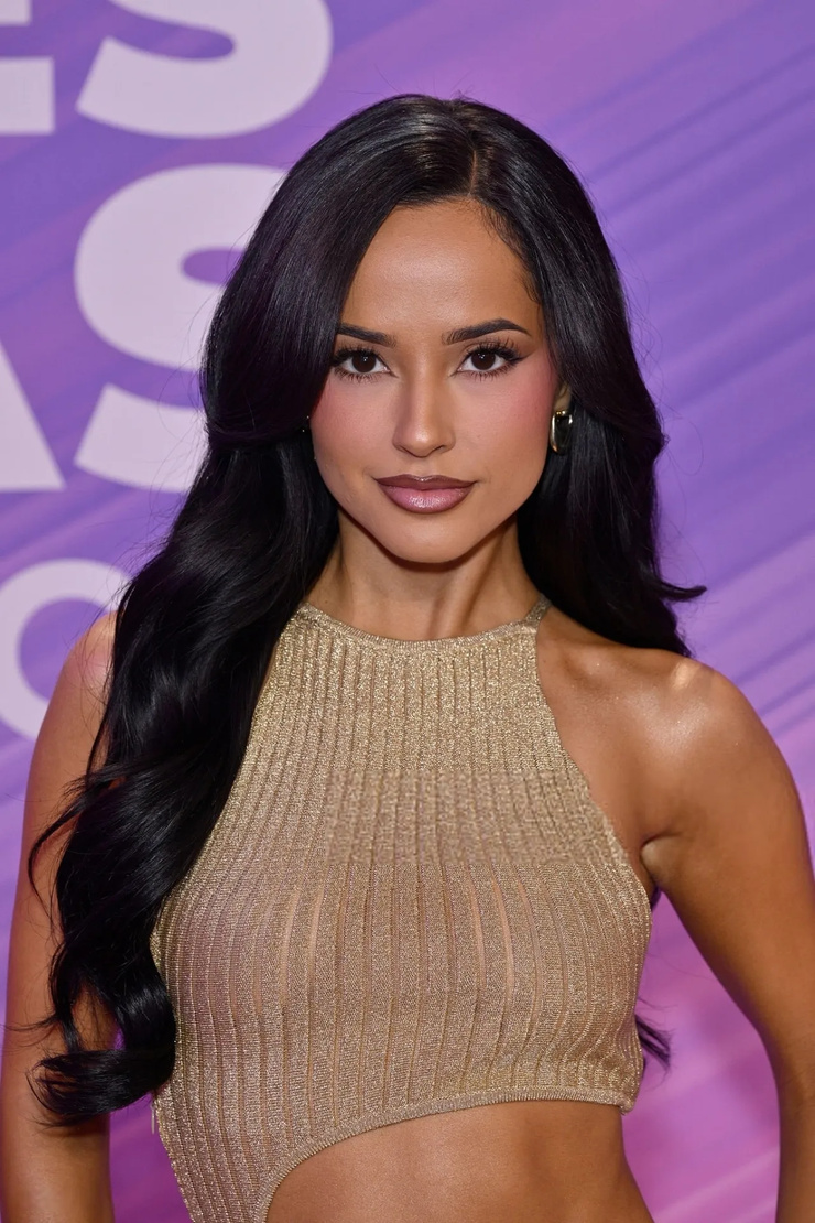 Becky G.