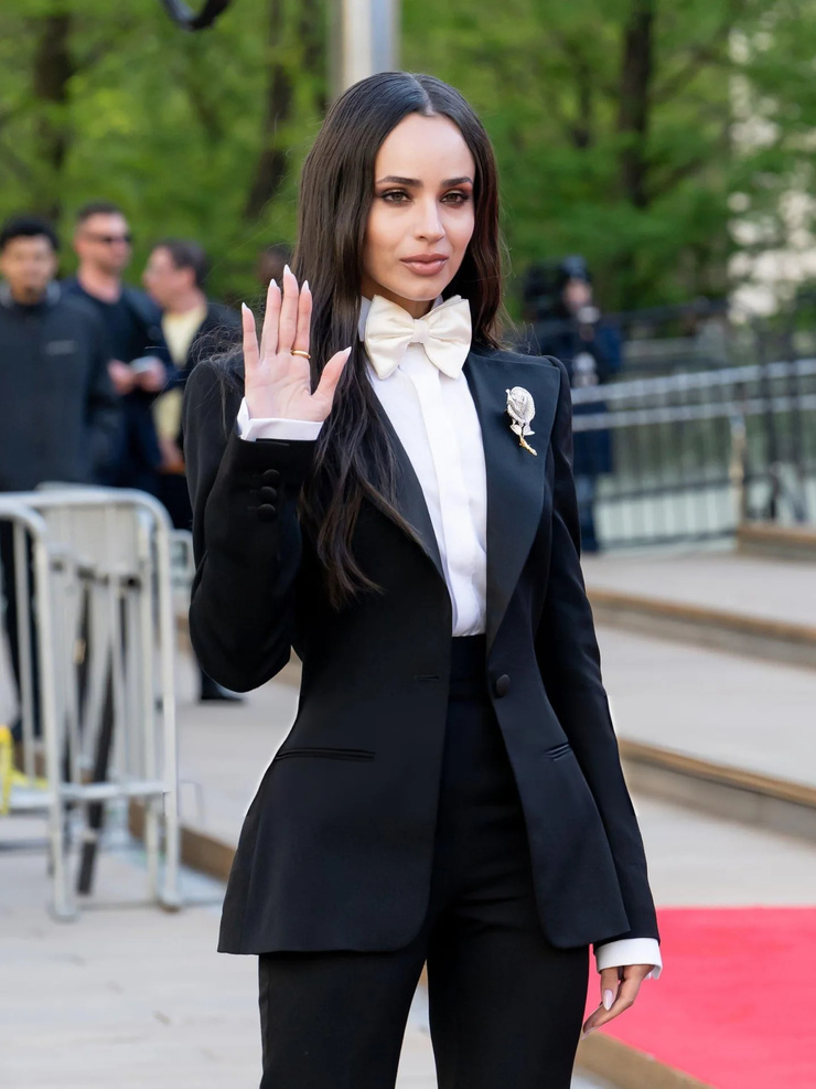 Sofia Carson