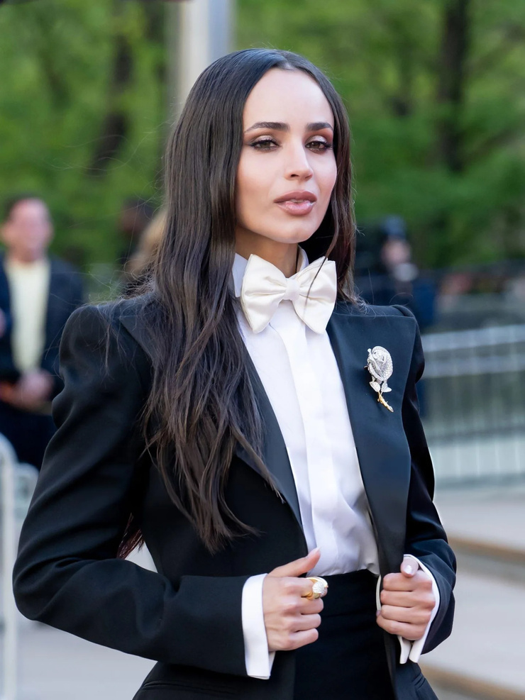 Sofia Carson