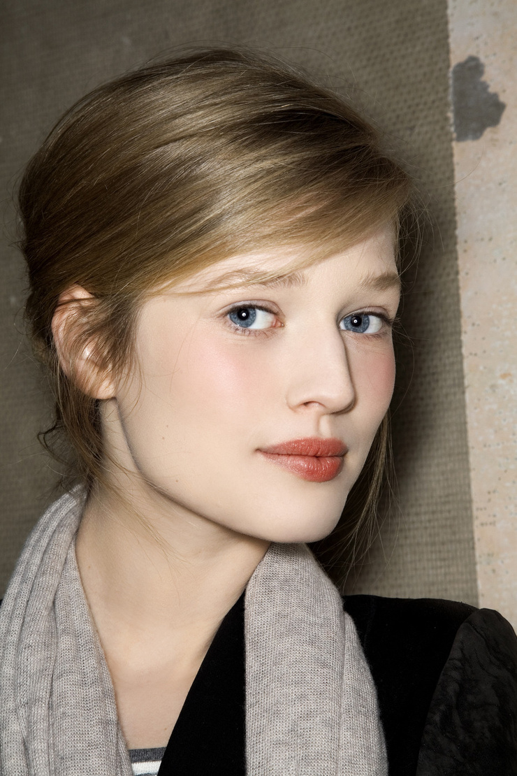 Toni Garrn Toni Garrn