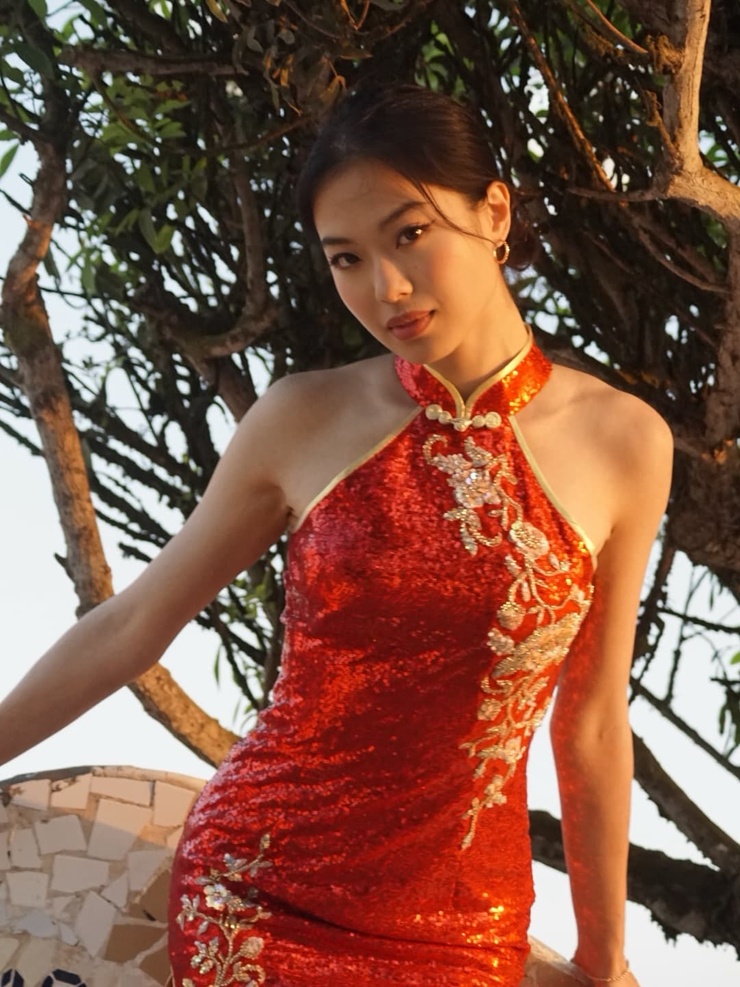 Qiyu Zhou Qiyu Zhou