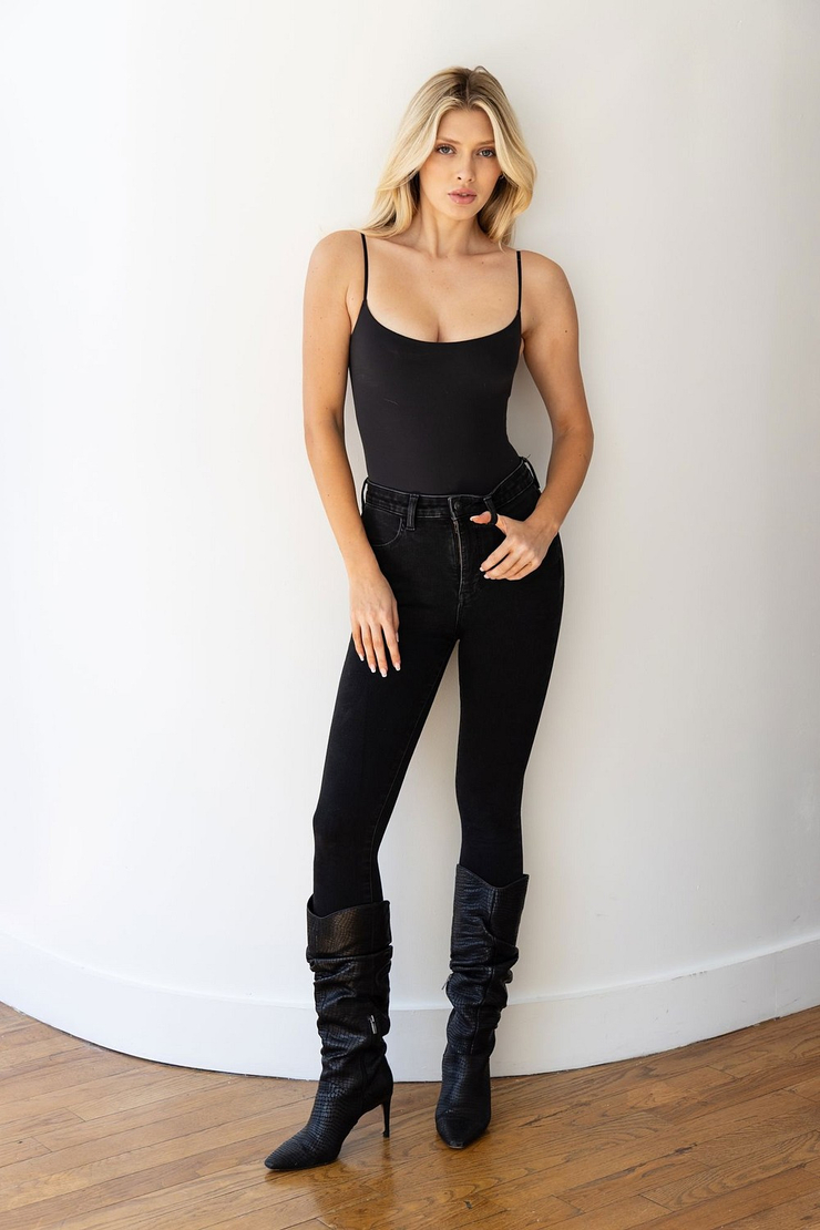 PRESLIE ROSS