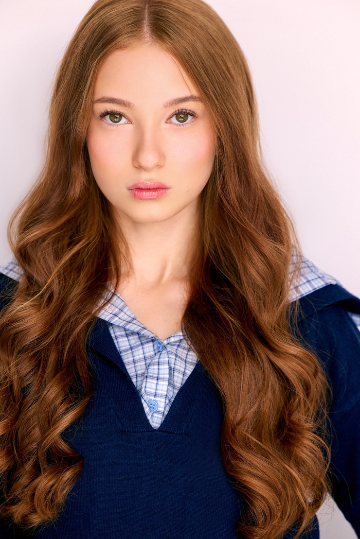 Caroline Elle Abrams