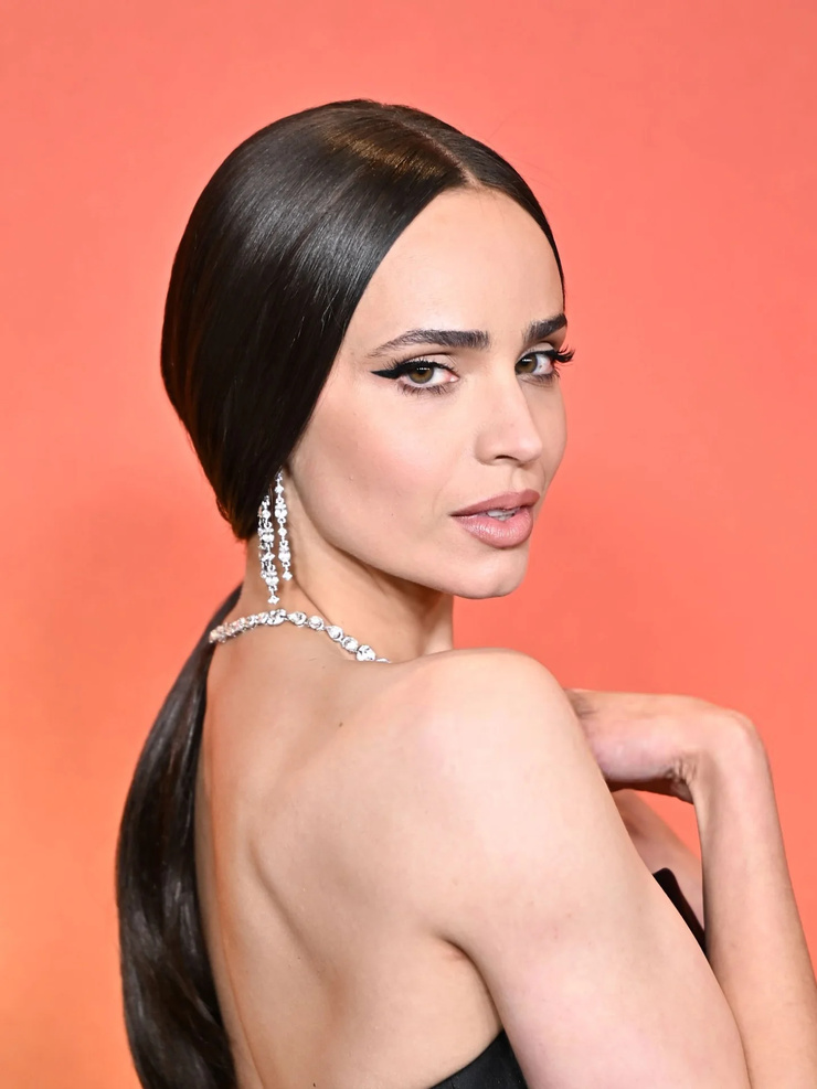 Sofia Carson