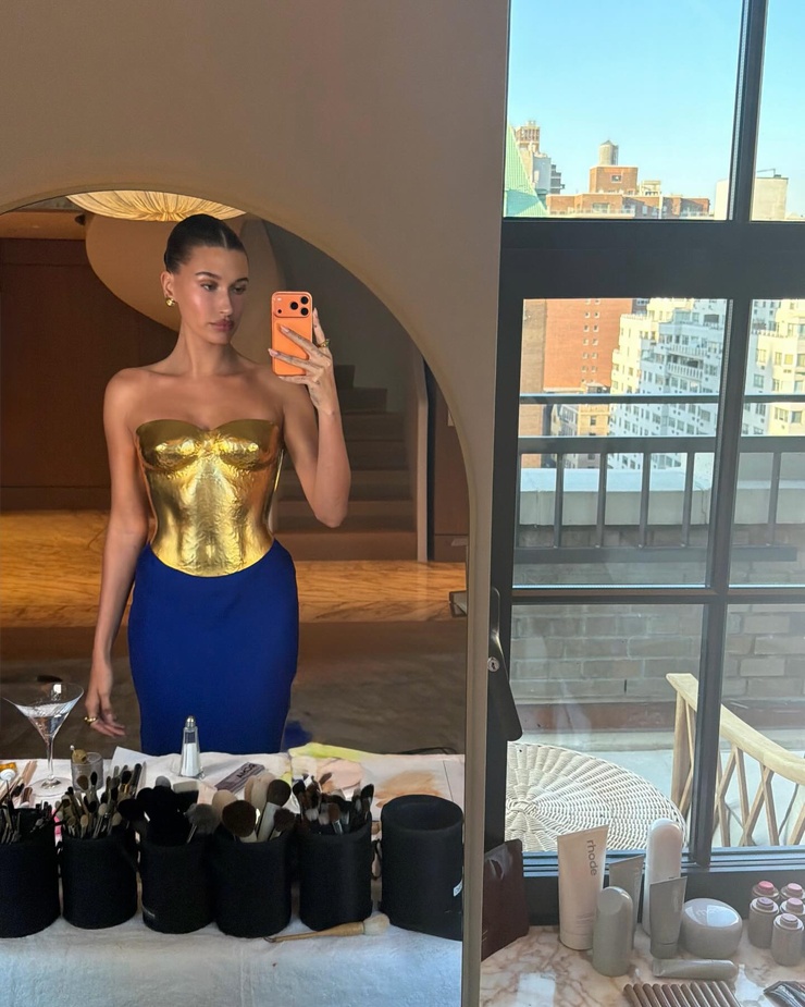 Hailey Baldwin