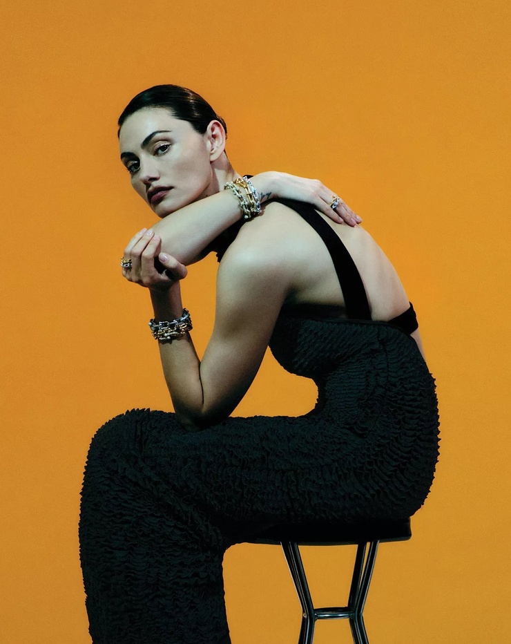 Phoebe Tonkin