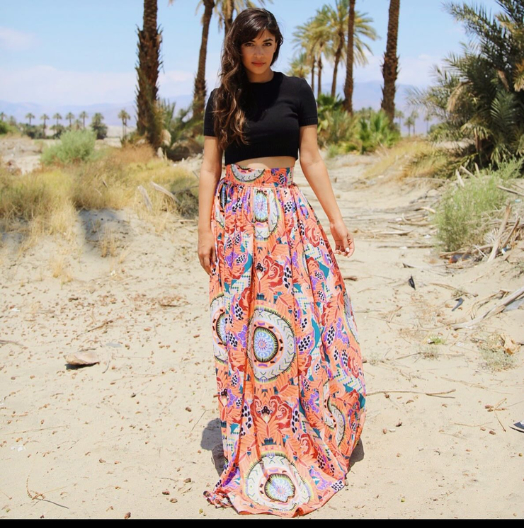 Hannah Simone
