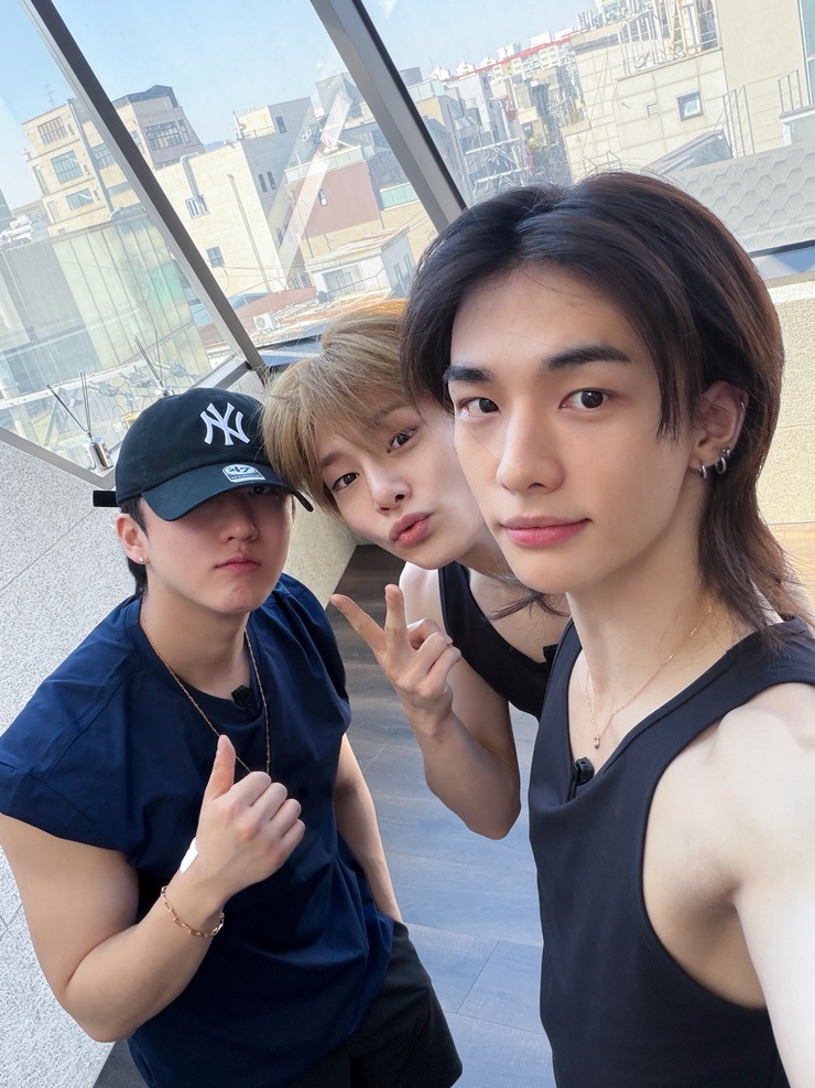 Stray Kids