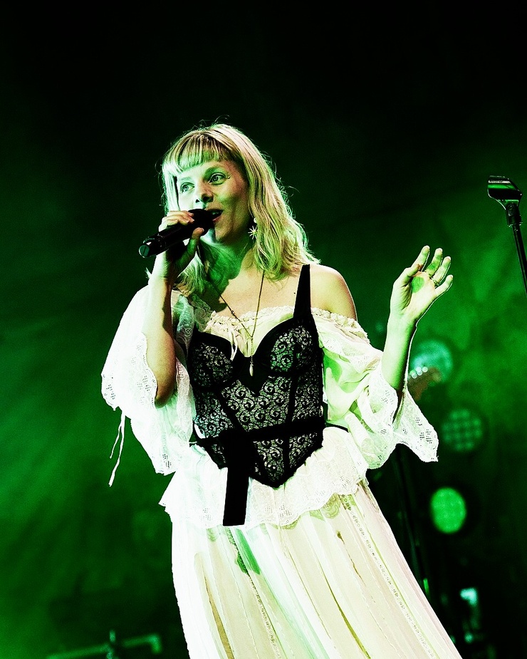 Aurora (singer)