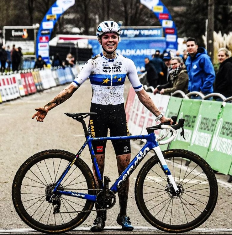 Fem van Empel