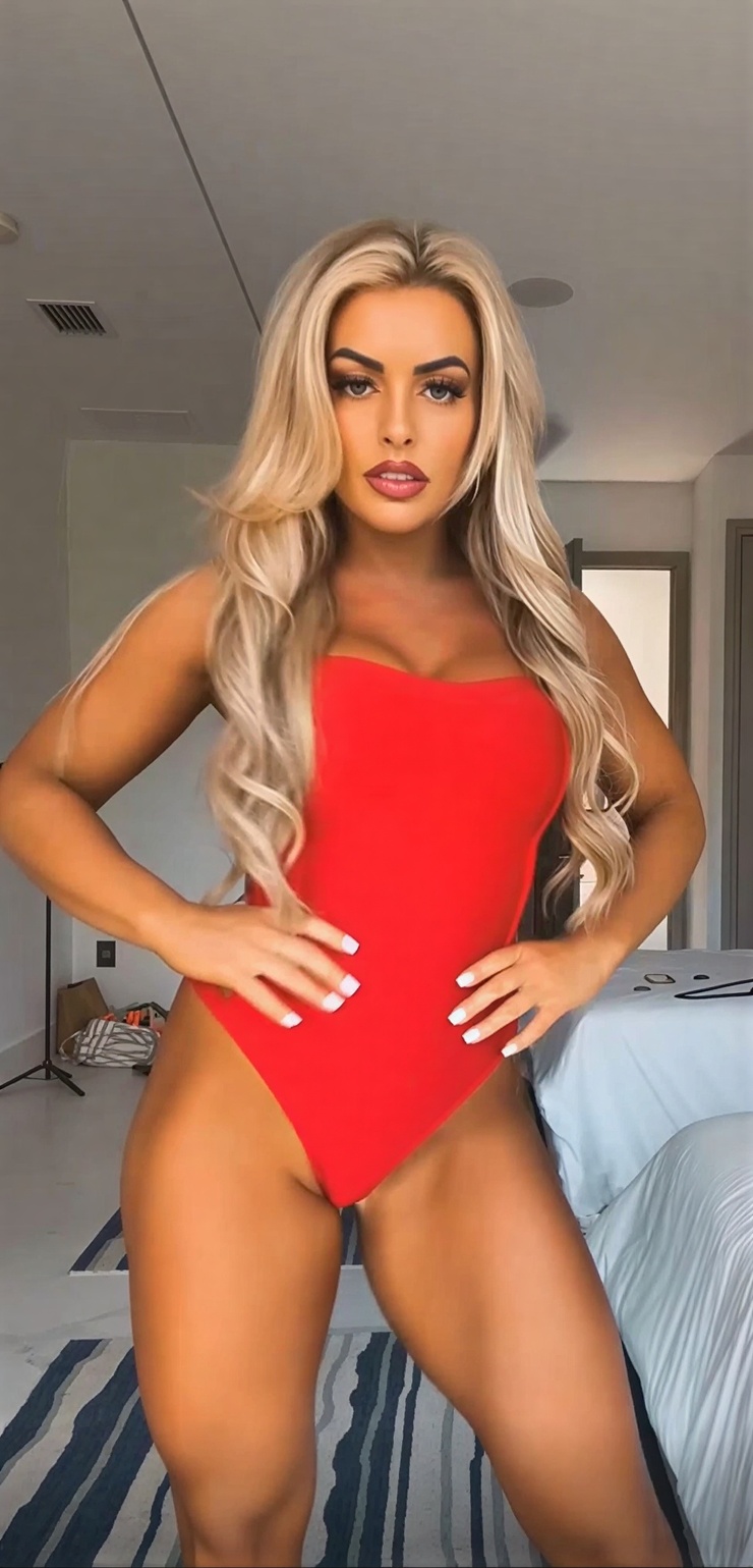 Amanda Saccomanno
