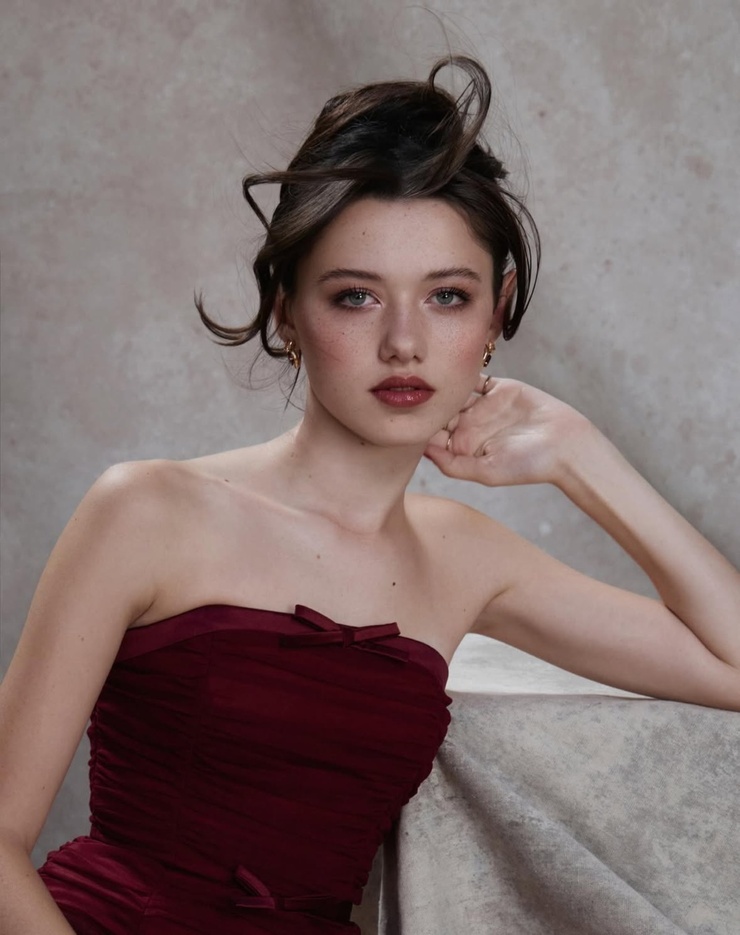 Violet McGraw