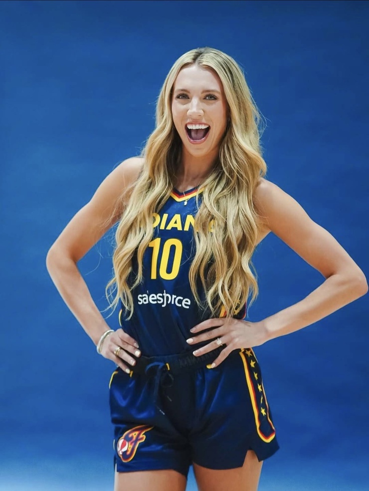 Lexie Hull Lexie Hull