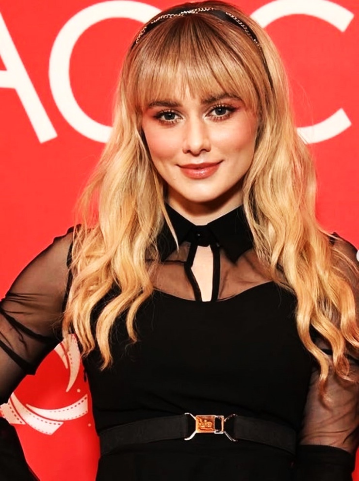 Alena Savostikova